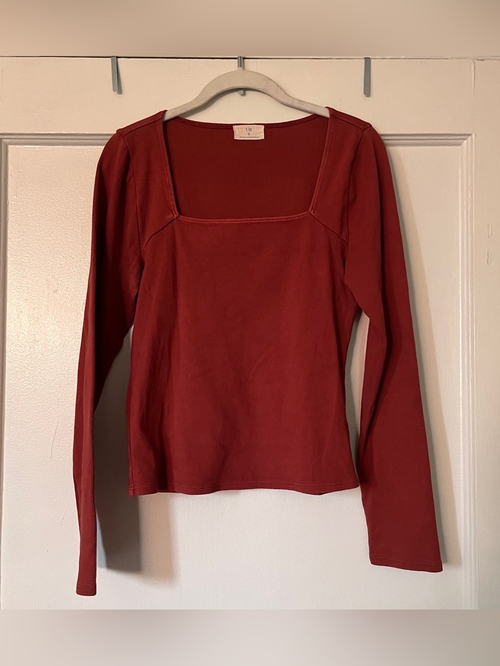 Aritzia TLA Cotton Square Neck Women's Top in Deep Red